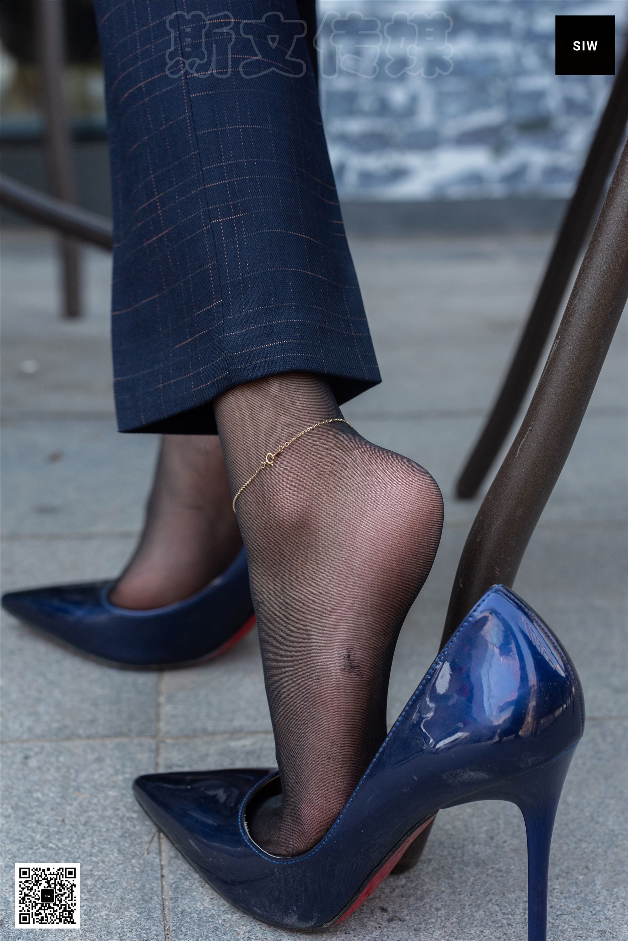 SIW斯文传媒 061 秋冬厚毛呢方格制服优雅修身西装套（蓉儿）